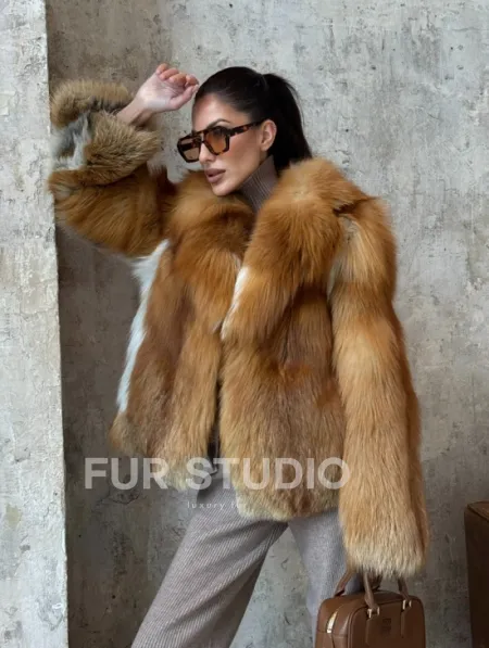 Короткая шуба из натуральной рыжей лисы - фото 9