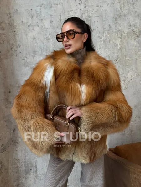 Короткая шуба из натуральной рыжей лисы - фото 8