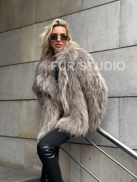 Полушубок из енота с английским воротником - фото 9