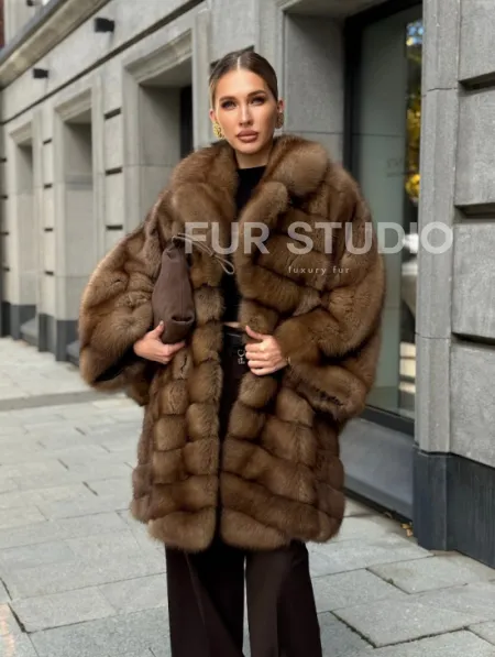 Шуба из куницы оверсайз - фото 15