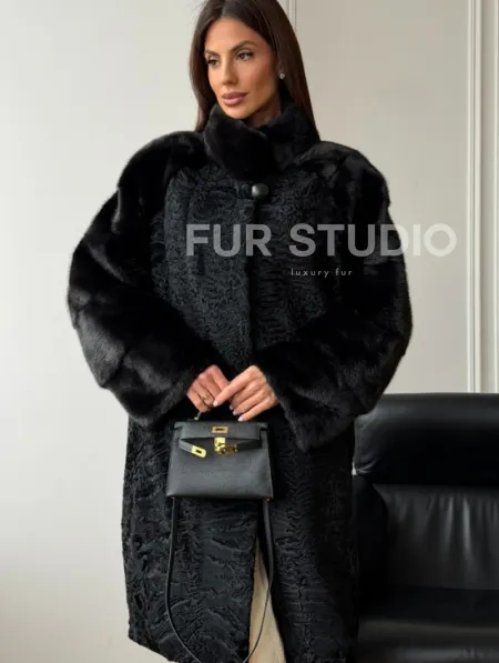 Шуба из каракуля с норкой - стойка воротник - фото 6