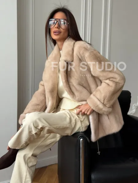 Норковый полушубок в натуральном цвете пастель - фото 11