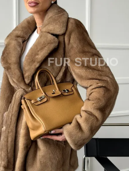 Полушубок норковый пастель с меховым поясом - фото 2