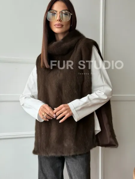 Норковая манишка коричневого цвета - фото 7