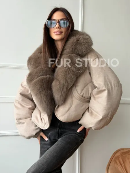 Зимний короткий пуховик с мехом - оверсайз - фото 8