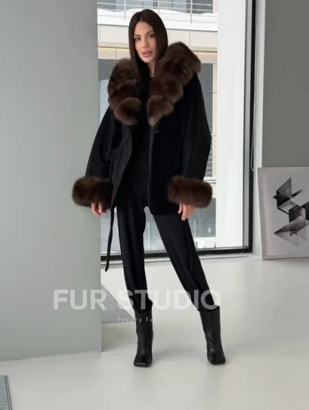 Пальто с капюшоном из финского песца - фото 5
