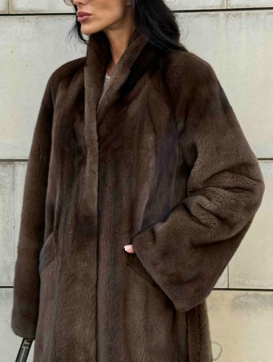 Норковая шуба, цельный мех PREMIUM COLLECTION VELVET - цвет соболь - фото 3