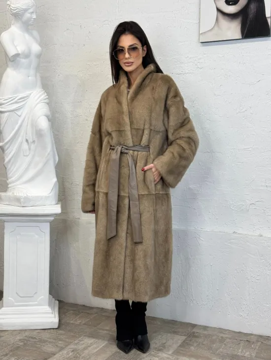 Элегантная норковая шуба кимоно с V-образным воротником в цвете Pastel - фото 10