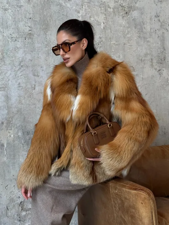 Короткая шуба из натуральной рыжей лисы - фото 0