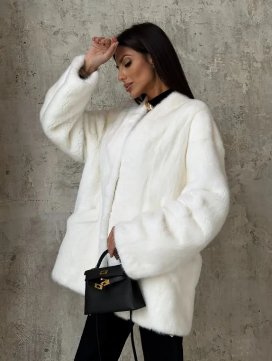 Белоснежный жакет - полушубок из меха норки SAGA FURS - фото 10
