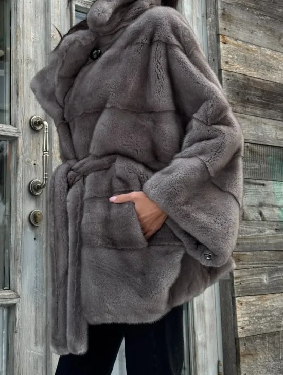 Норковая шуба в цвете графит с английским воротником - Летучая мышь - фото 2