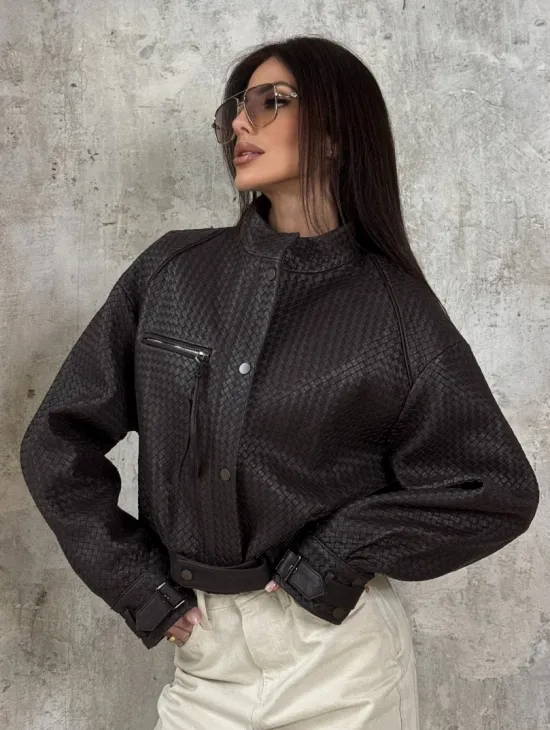 Женский бомбер из натуральной плетёной кожи - фото 0