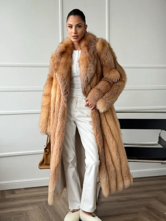 Длинная шуба из меха лисы Vintage gold с шалевым воротником - фото 7