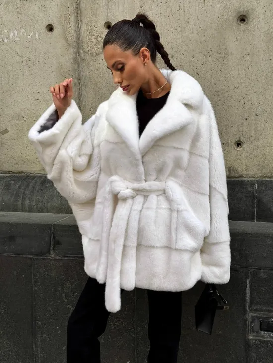 Белоснежная норковая шуба фасон 