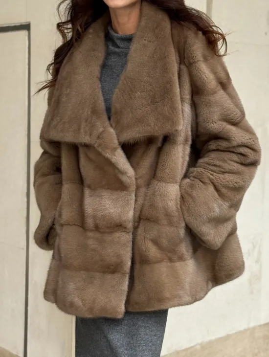 Норковая шуба бежевая - фото 4