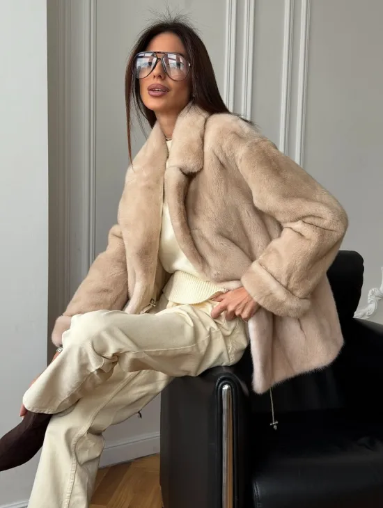 Норковый полушубок в натуральном цвете пастель - фото 11