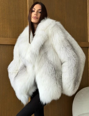 Белый полушубок из крестовой лисы - английский воротник - фото 4