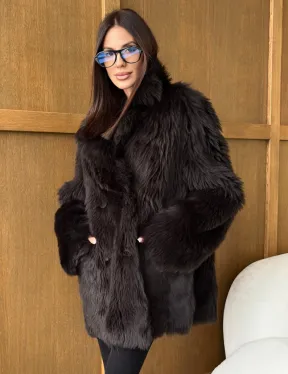 Двухсторонняя коричневая дубленка - фото 0