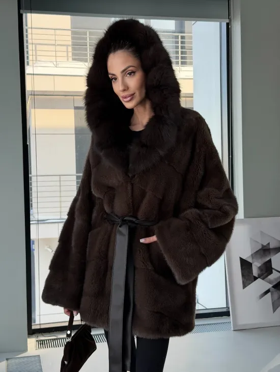 Норковая шуба кимоно с капюшоном куница - фото 10