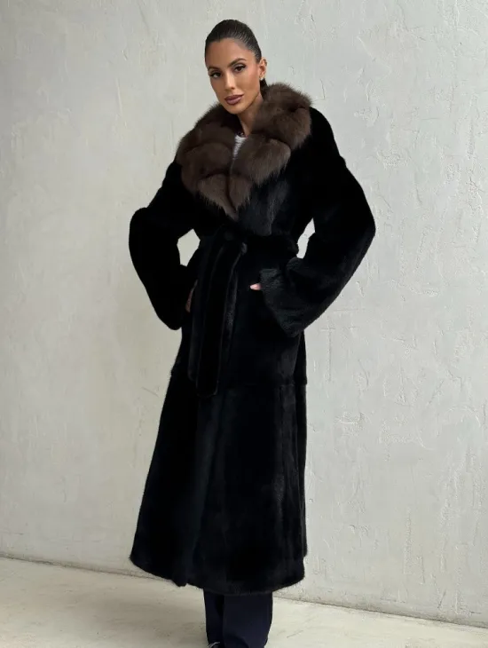 Шуба норковая Black Velvet c воротником из меха куницы - фото 5