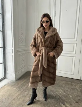 Норковое кимоно с капюшоном в цвете пастель - фото 7